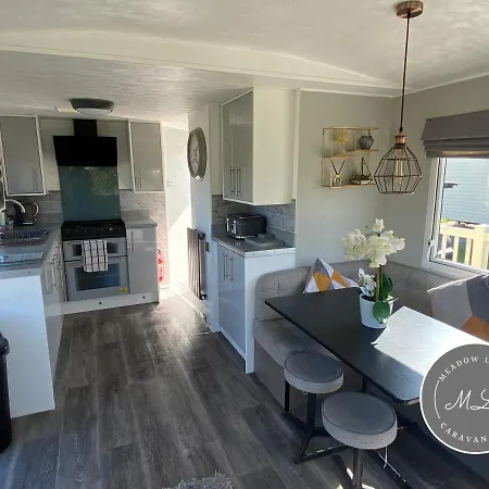 Meadow Lakes 22 - Golden Palm, Pet Friendly, Wifi, Bed Linen - Meadow Lakes Caravan & Lodge Hire Skegness Exterior photo